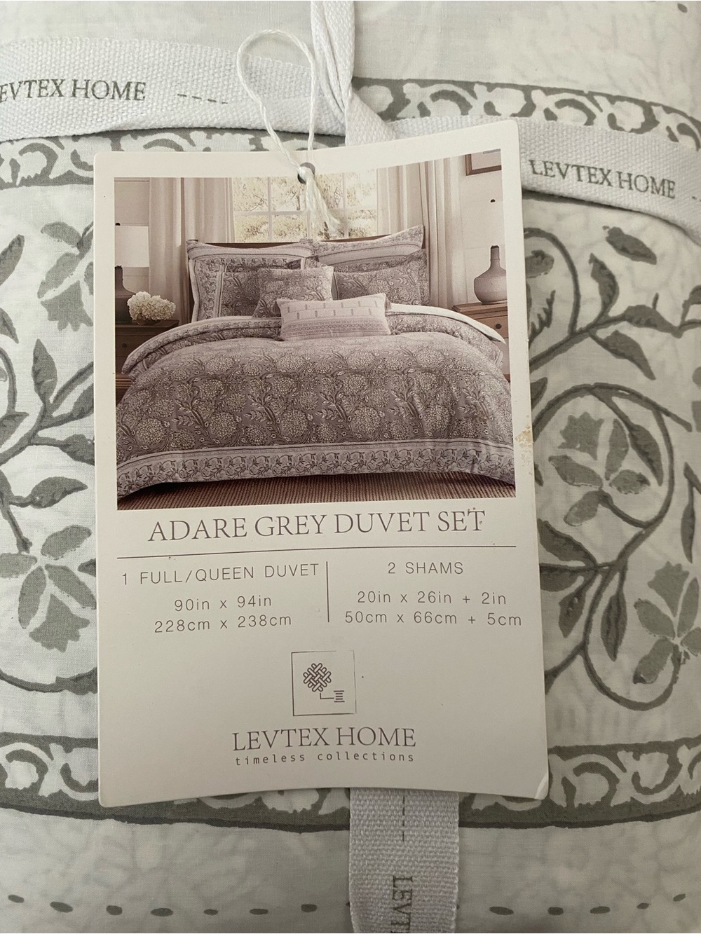 Levtex Home Adare Grey Duvet Cover Set -3 Piece 90x94
100% Cotton